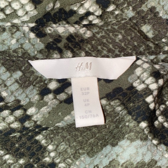 H&M Snake Print Blouse - Picture 3 of 3